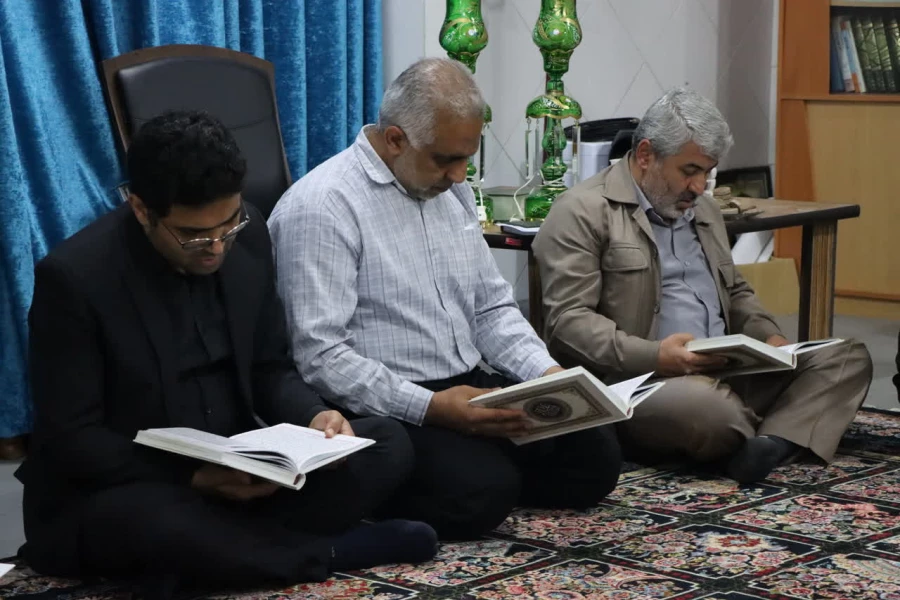 برگزاری مراسم جمع خوانی قرآن کریم در پردیس دکتر شریعتی ساری
 3