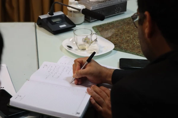 نشست مشترک رئیس دانشگاه فرهنگیان مازندران و مدیرکل آموزش و پرورش استان با محوریت جذب و پذیرش داوطلبان ورود به حرفه معلمی سال ۱۴۰۴ 4