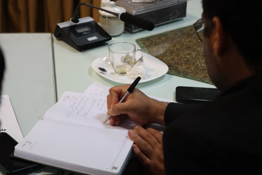 نشست مشترک رئیس دانشگاه فرهنگیان مازندران و مدیرکل آموزش و پرورش استان با محوریت جذب و پذیرش داوطلبان ورود به حرفه معلمی سال ۱۴۰۴ 4