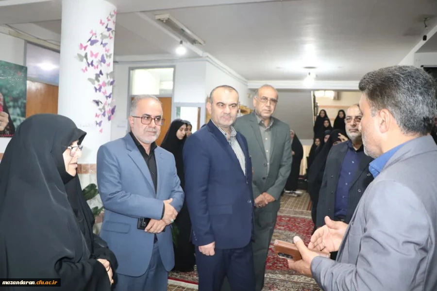 بازدید کلبادی نژاد مدیر کل آموزش پرورش استان مازندران و هیئت همراه از روند برگزاری مصاحبه پذیرفته شدگان دانشگاه فرهنگیان با حضور رضایی منش رئیس پردیس فاطمه الزهرا (س) ساری و سایر کارکنان 2