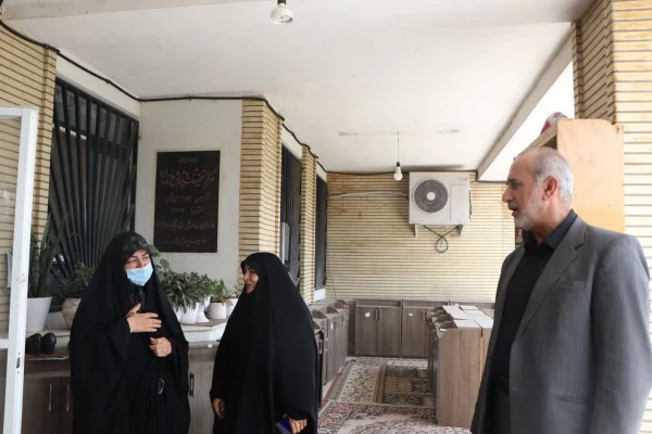 بازدید مهدوی ریاست دانشگاه فرهنگیان مازندران از روند برگزاری مصاحبه پذیرفته شدگان دانشگاه فرهنگیان در پردیس فاطمه الزهرا (س) ساری  5