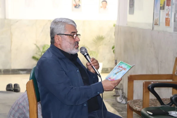 مراسم قرائت زیارت عاشورا در پردیس خواهران برگزار گردید 3