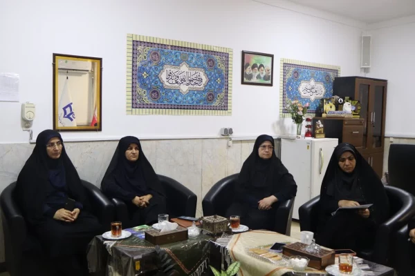 جلسه کمیته جذب  داوطلبین ورود به حرفه معلمی برگزار شد 5