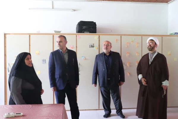 بازدید مدیرکل آموزش و پرورش مازندران از فرآیند گزینش متقاضیان ورود به دانشگاه فرهنگیان در مرکز بیت الهدی آمل 3