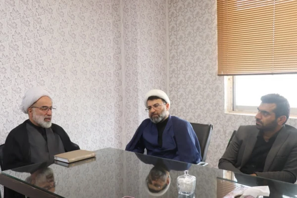 نشست صمیمانه مسئولان نهاد مقام معظم رهبری دانشگاه فرهنگیان مازندران با فعالان فرهنگی در مرکز بیت الهدی آمل
 9