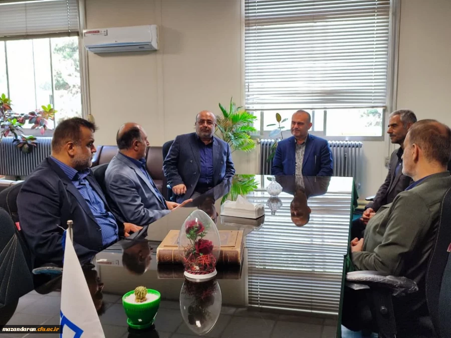  بازدید مدیر کل آموزش و پرورش مازندران و هیئت همراه از فرایند گزینش داوطلبان ورود به دانشگاه فرهنگیان در مرکز شهید رجایی بابل 4