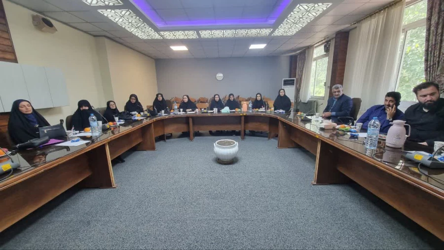 نشست بسیج اساتید و اعضای هیأت علمی دانشگاه فرهنگیان مازندران در مرکز شهید رجایی بابل 7