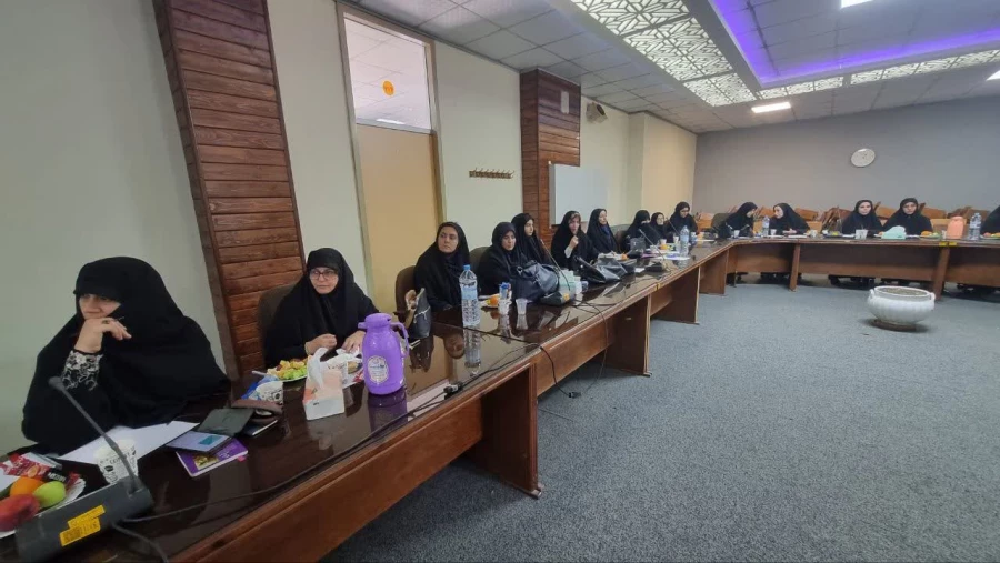 برگزاری نشست هم اندیشی بسیج اساتید و اعضای هیأت علمی دانشگاه فرهنگیان مازندران در مرکز شهید رجایی بابل 3