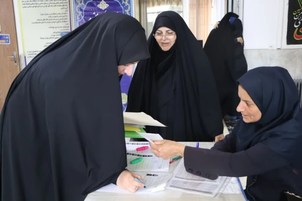 بازدید رئیس پردیس خواهران از روند برگزاری ارزشیابی تکمیلی  4