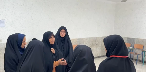 بازدید مدیرکل امور بانوان استانداری مازندران از پردیس فاطمه الزهرا (س) ساری
 7