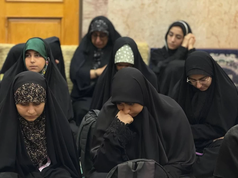 مراسم بدرقه زائران اربعین حسینی در مزار هشت شهید گمنام باغ موزه دفاع مقدس ساری
 2