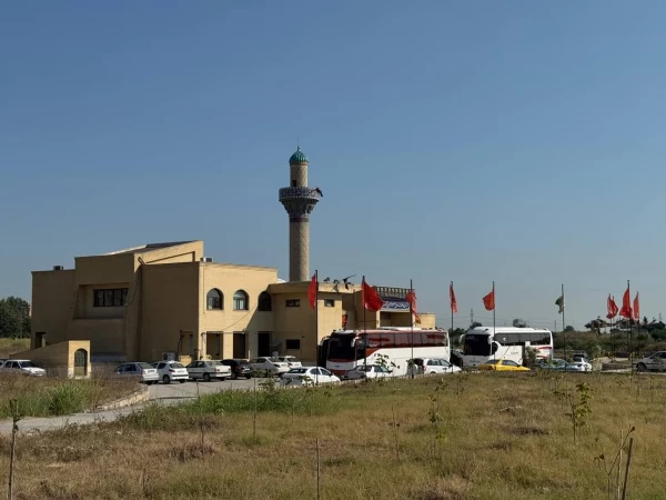 مراسم بدرقه زائران اربعین حسینی در مزار هشت شهید گمنام باغ موزه دفاع مقدس ساری
 2