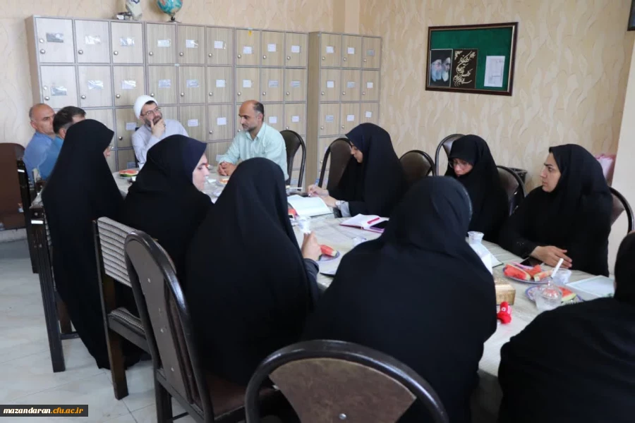 جلسه تفسیر قرآن با حضور حجت الاسلام غلامی 2