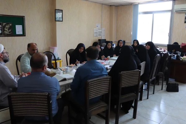 جلسه تفسیر قرآن با حضور حجت الاسلام غلامی 3