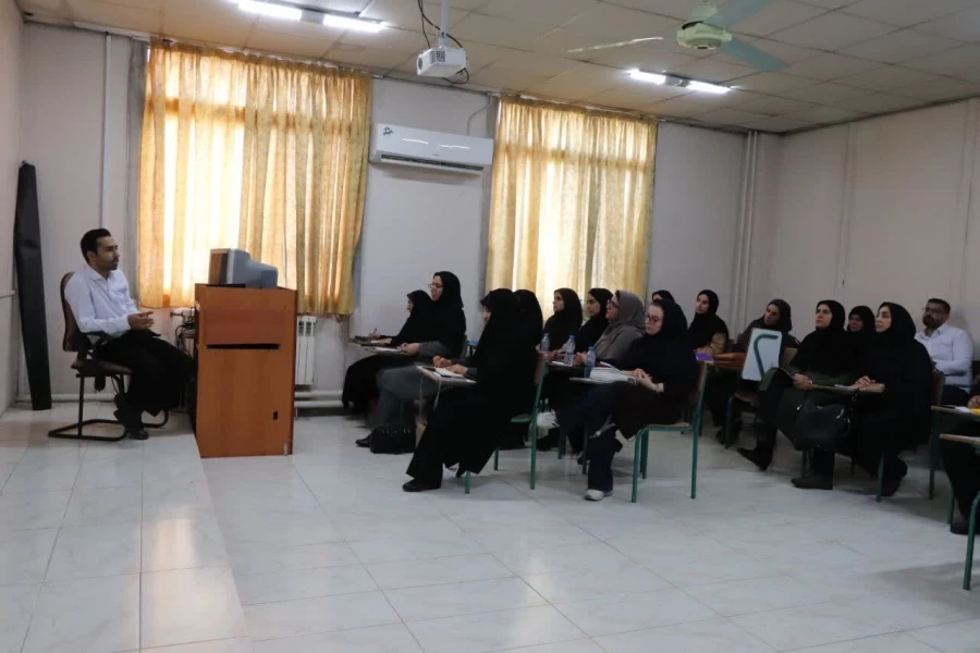 بازدید از کلاسهای طرح توانا درمرکز حضرت فاطمه(س) 2