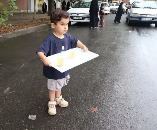 موکب پذیرایی در مسیر پیاده روی جاماندگان اربعین حسینی 4