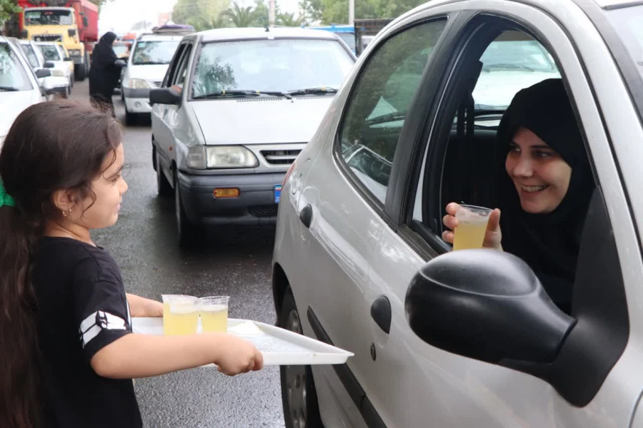 موکب پذیرایی در مسیر پیاده روی جاماندگان اربعین حسینی 6