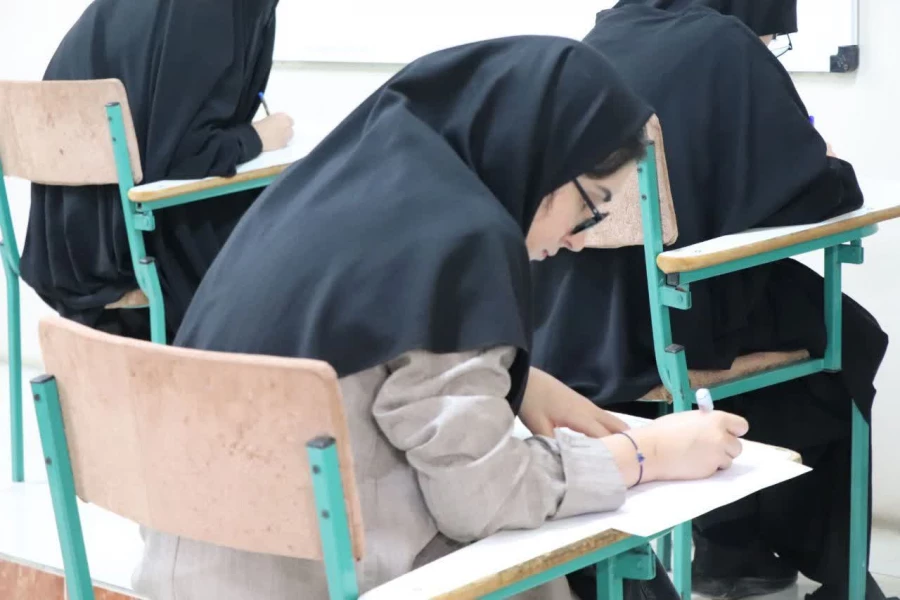 برگزاری امتحانات پایان ترم در مرکز حضرت فاطمه(س)قائمشهر 2