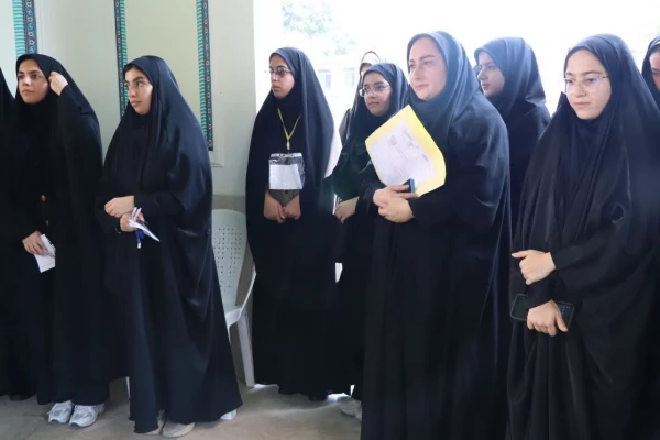  آیین عطرافشانی و تجدید میثاق دانشجویان دانشگاه فرهنگیان در کنار مزار شهید گمنام دانشگاه 2