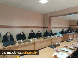 جلسه شورای اداری پردیس فاطمه الزهرا(س) ساری با حضور دابوئی رئیس پردیس خواهران ساری  2