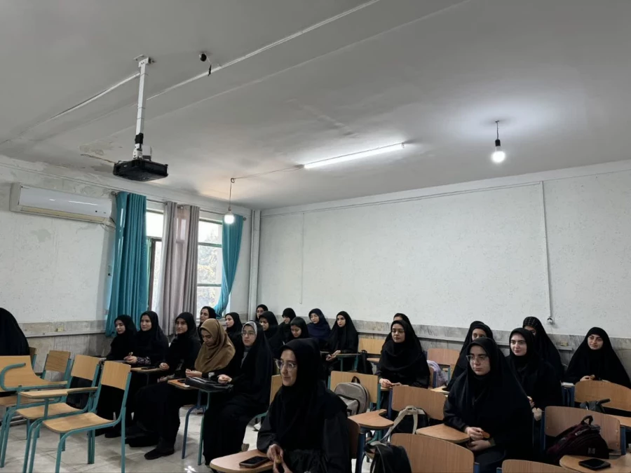 حضور مسئولین دانشگاه فرهنگیان پردیس فاطمه الزهرا (س) ساری در آغازین روز از شروع کلاس هابرای تبریک سال تحصیلی جدید 2