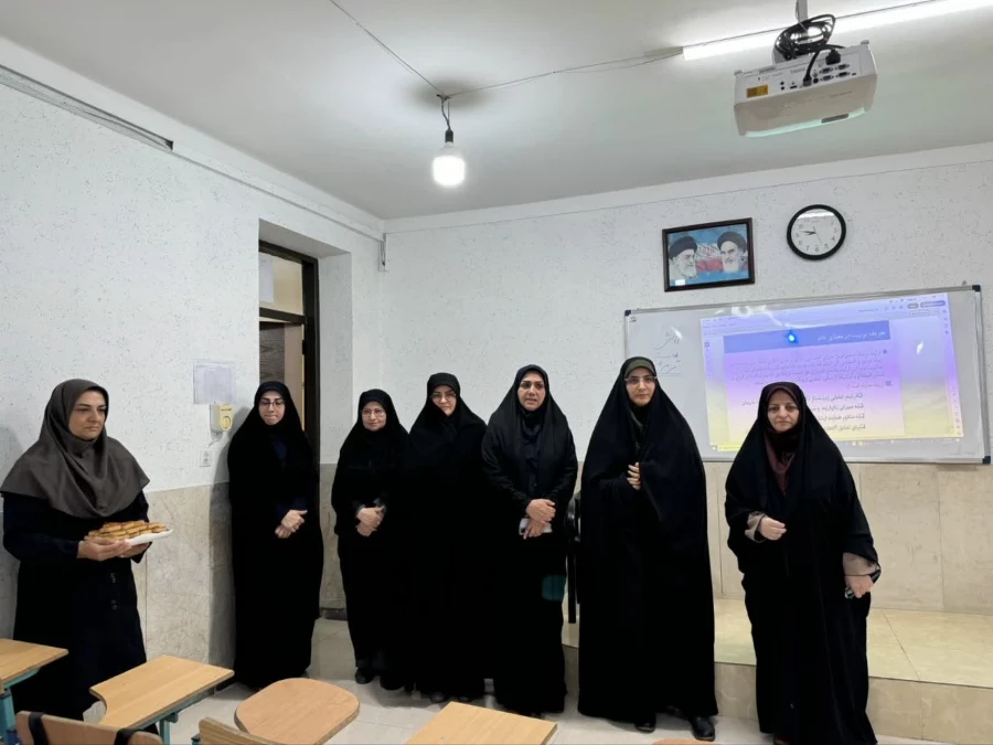 حضور مسئولین دانشگاه فرهنگیان پردیس فاطمه الزهرا (س) ساری در آغازین روز از شروع کلاس هابرای تبریک سال تحصیلی جدید 2