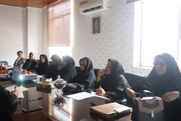 برگزاری جلسه بازآموزی کارورزی با حضور معاون آموزشی دانشگاه فرهنگیان مازندران 3