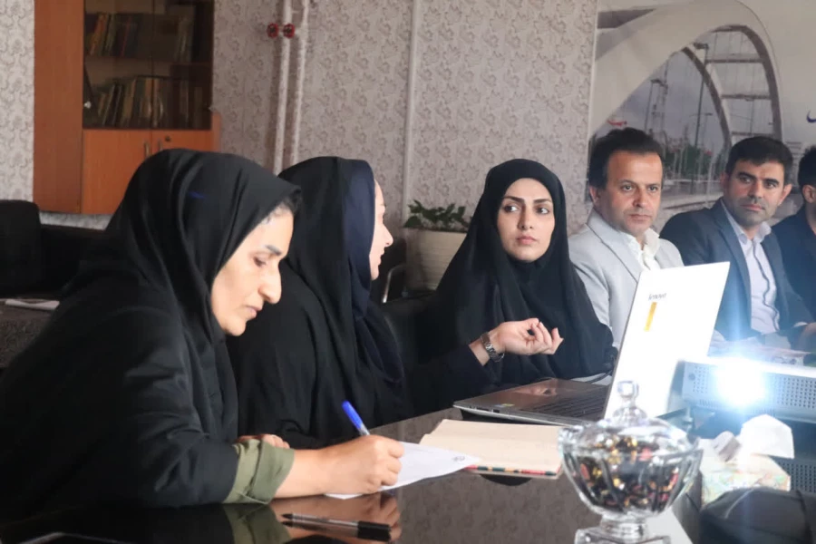 برگزاری جلسه بازآموزی کارورزی با حضور معاون آموزشی دانشگاه فرهنگیان مازندران 4