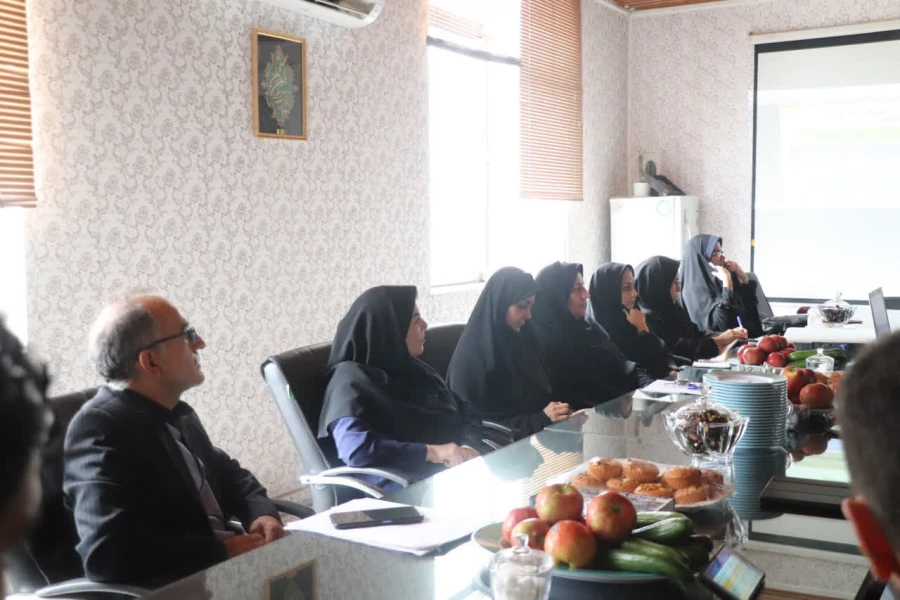 برگزاری جلسه بازآموزی کارورزی با حضور معاون آموزشی دانشگاه فرهنگیان مازندران 10