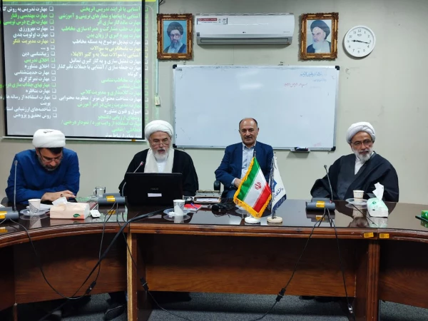 برگزاری کارگاه یک روزه ویژه اساتید معارف دانشگاه فرهنگیان استان مازندران به میزبانی مرکز شهید رجایی بابل 
 11