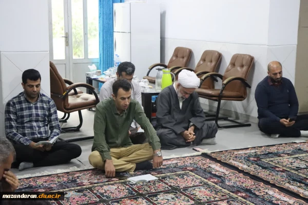 برگزاری مراسم زیارت عاشورا با حضور خدادادی معاون هماهنگی دانشگاه فرهنگیان مازندران و سایر کارکنان در پردیس دکتر شریعتی ساری 2