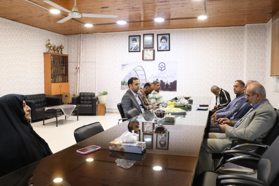 بازدید کاظم دلقندی معاون توسعه منابع سازمان مرکزی 6