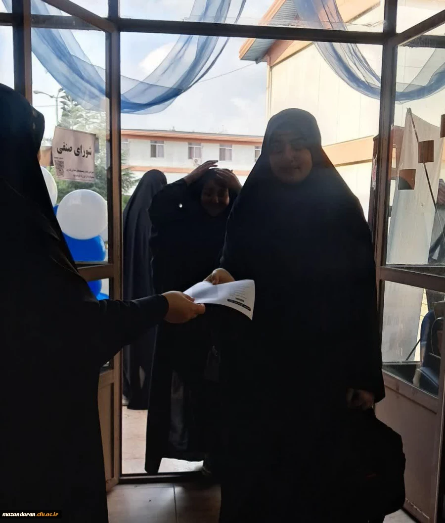 معرفی زمینه های فعالیت فرهنگی و راه ارتباطی با دبیران تشکلها به دانشجویان جدیدالورود 3