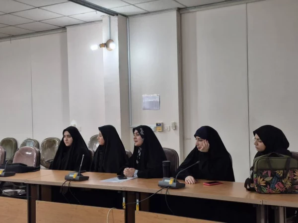 نشست ابوالقاسمی کارشناس فرهنگی مرکز حضرت فاطمه(س)قائمشهر با دبیران کانون ها و انجمن ها 2