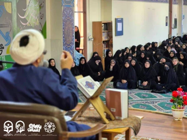 دوشنبه های فرهنگی
باموضوع:نسبت اندیشه ها و اشعار حافظ با قرآن کریم 2