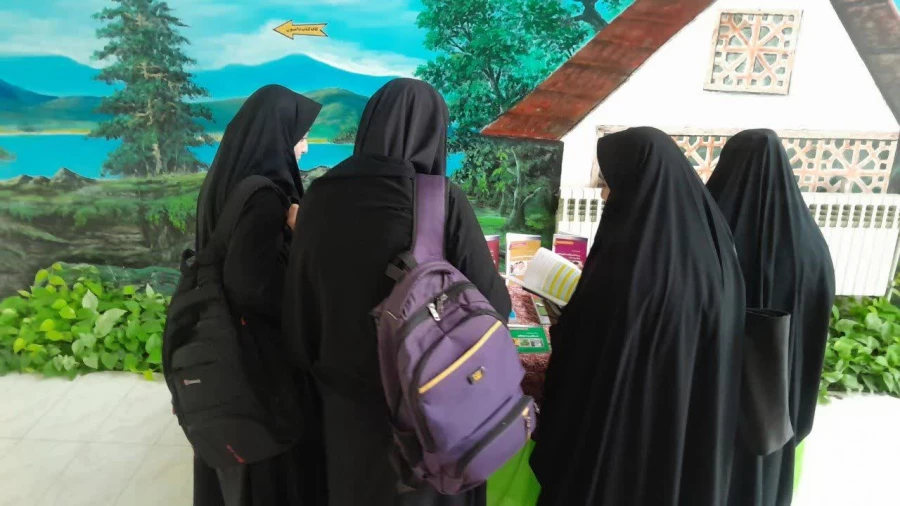 نمایشگاه کتاب های مرتبط با موضوع سلامت و بهداشت روان 5