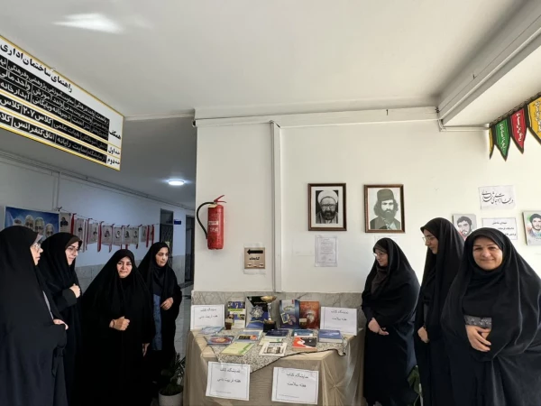 برپایی نمایشگاه کتاب هفته تربیت بدنی 4