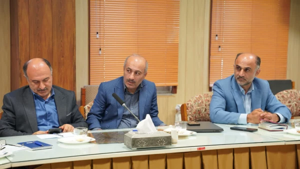 نشست هم اندیشی با محوریت بررسی عملکرد و برنامه ریزی های آموزشی دانشگاه فرهنگیان مازندران
 7