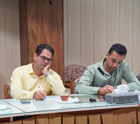 نشست هم اندیشی با محوریت بررسی عملکرد و برنامه ریزی های آموزشی دانشگاه فرهنگیان مازندران
 8