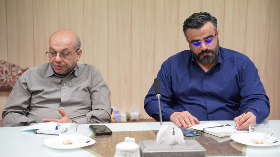 نشست هم اندیشی با محوریت بررسی عملکرد و برنامه ریزی های آموزشی دانشگاه فرهنگیان مازندران
 9