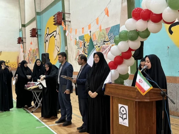 مراسم گرامیداشت هفته تربیت بدنی در پردیس فاطمه الزهرا (س) ساری برگزار گردید. 2
