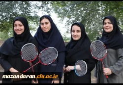  مسابقات ورزشی بدمینتون و طناب کشی  2