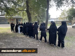  مسابقات ورزشی بدمینتون و طناب کشی  5