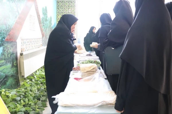 برگزاری میز صبحانه سالم  مرکز حضرت فاطمه(س)قائمشهر
 2