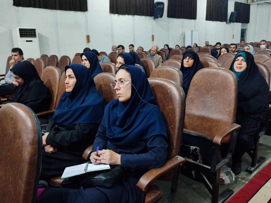 گردهمایی معلمان راهنمایی کارورزی مرکز شهید رجایی بابل  3