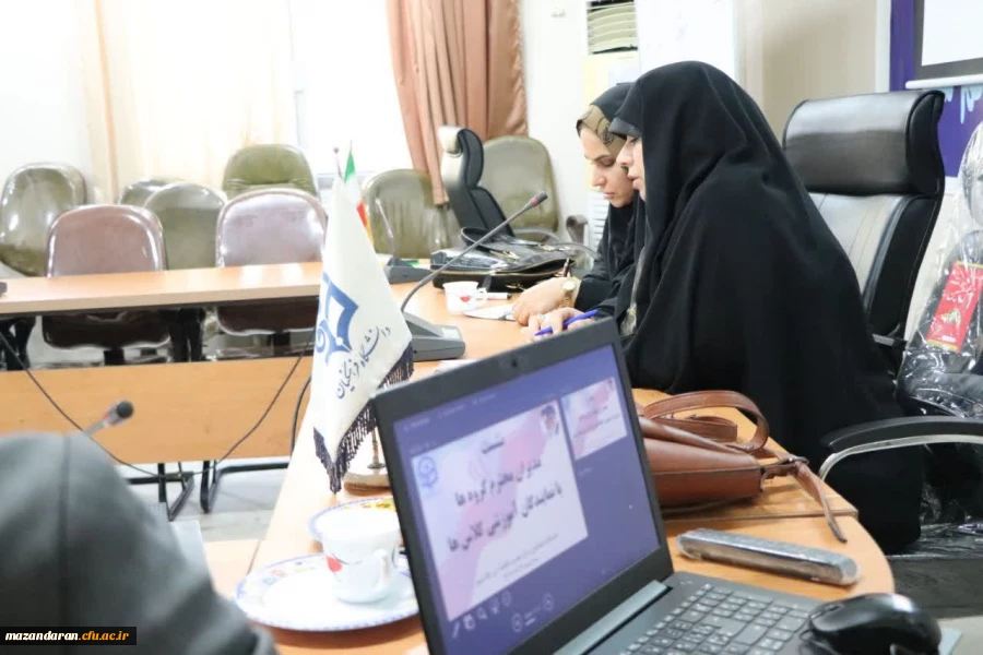 جلسه پرسش و پاسخ مدیران گروه ها با نمایندگان آموزشی کلاسها 2