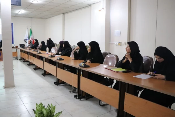 جلسه پرسش و پاسخ مدیران گروه ها با نمایندگان آموزشی کلاسها 5