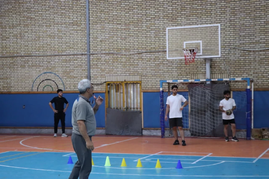 برگزاری دوره مربیگری درجه ۳ هندبال در دانشگاه فرهنگیان مازندران 
 9