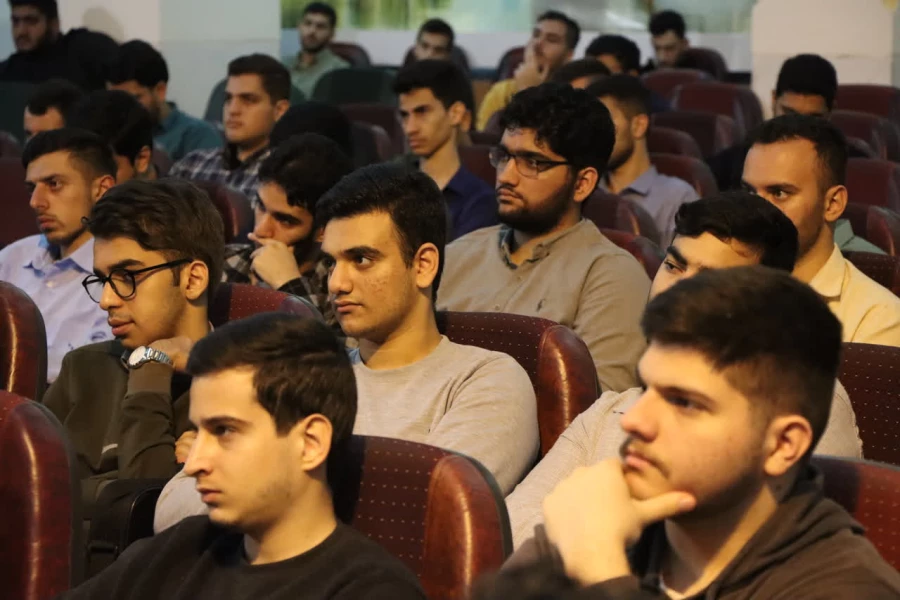 برگزاری نشست توجیهی ویژه دانشجومعلمان جدیدالورود پردیس دکتر شریعتی ساری با محوریت آشنایی با حوزه نظارت و ارزیابی دانشگاه 
 4