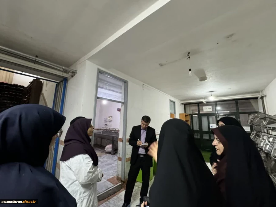 بازدید ادواری رئیس اداره نظارت و ارزیابی دانشگاه فرهنگیان مازندران از پردیس فاطمه الزهرا (س) ساری
 5